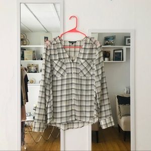 🎉 Express - Button down Blouse